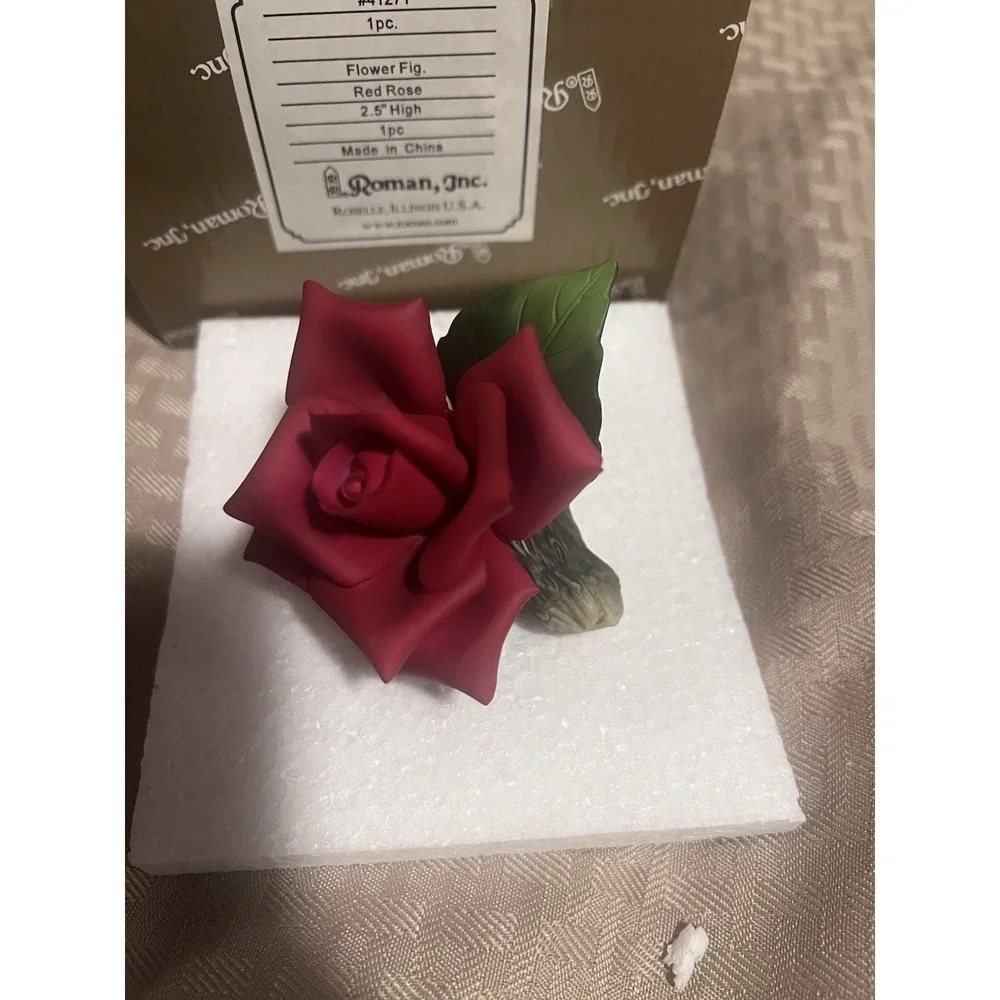 Rare ROMAN Inc. Flower Figurine Red ROSE Porcelain 3D in Box 3.25